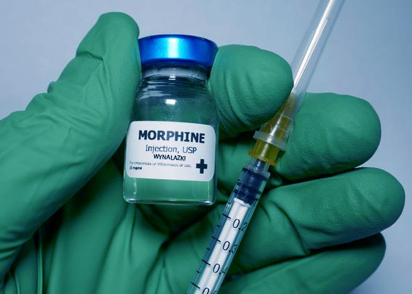 strzykawka z morfiną